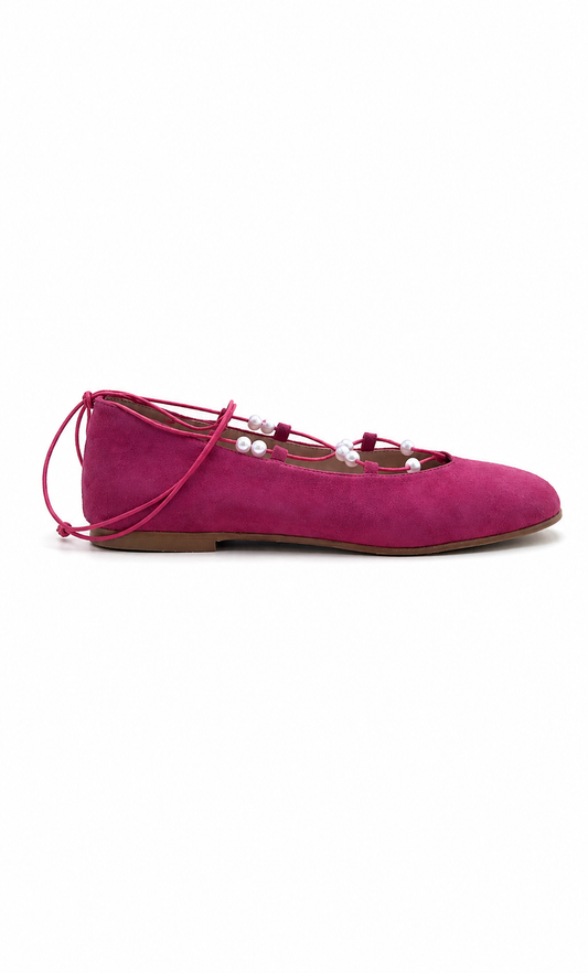 IRIS – Ballerina in camoscio con lacci e perline