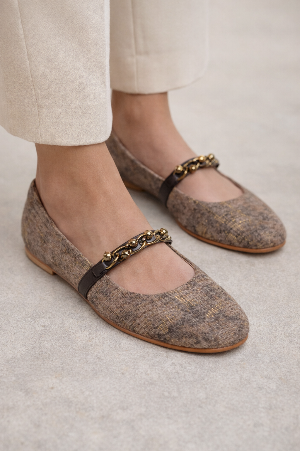 OPERA – Ballerina in tessuto con catena gioiello Made in Italy